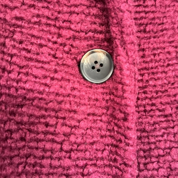 Old Navy Women’s Long Coat - Size Medium - Picture 5 of 9